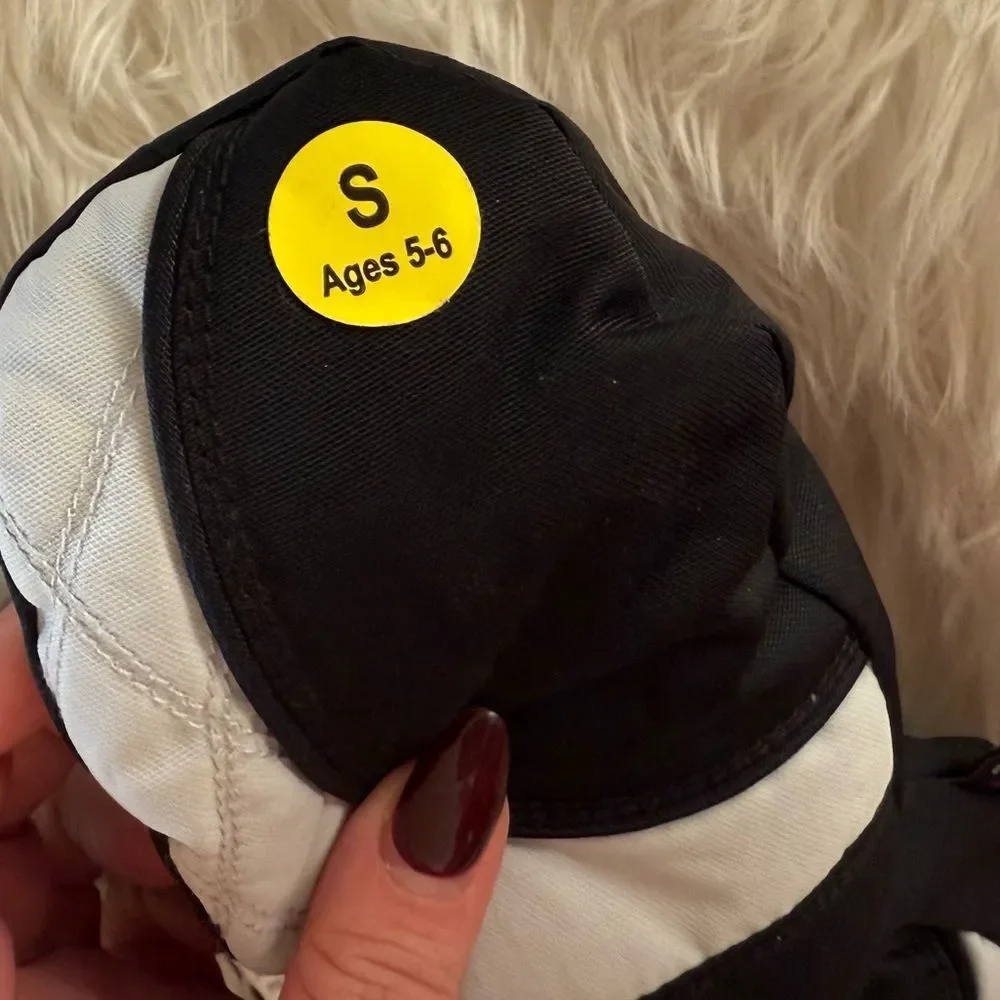 Kids head winter mittens